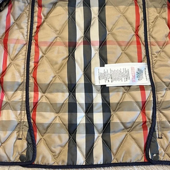 BURBERRY Children Quilted Jacket - Picture 11 of 16